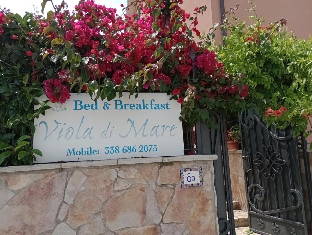 Viola Di Mare Rooms And Parking 泰尔莫利 外观 照片